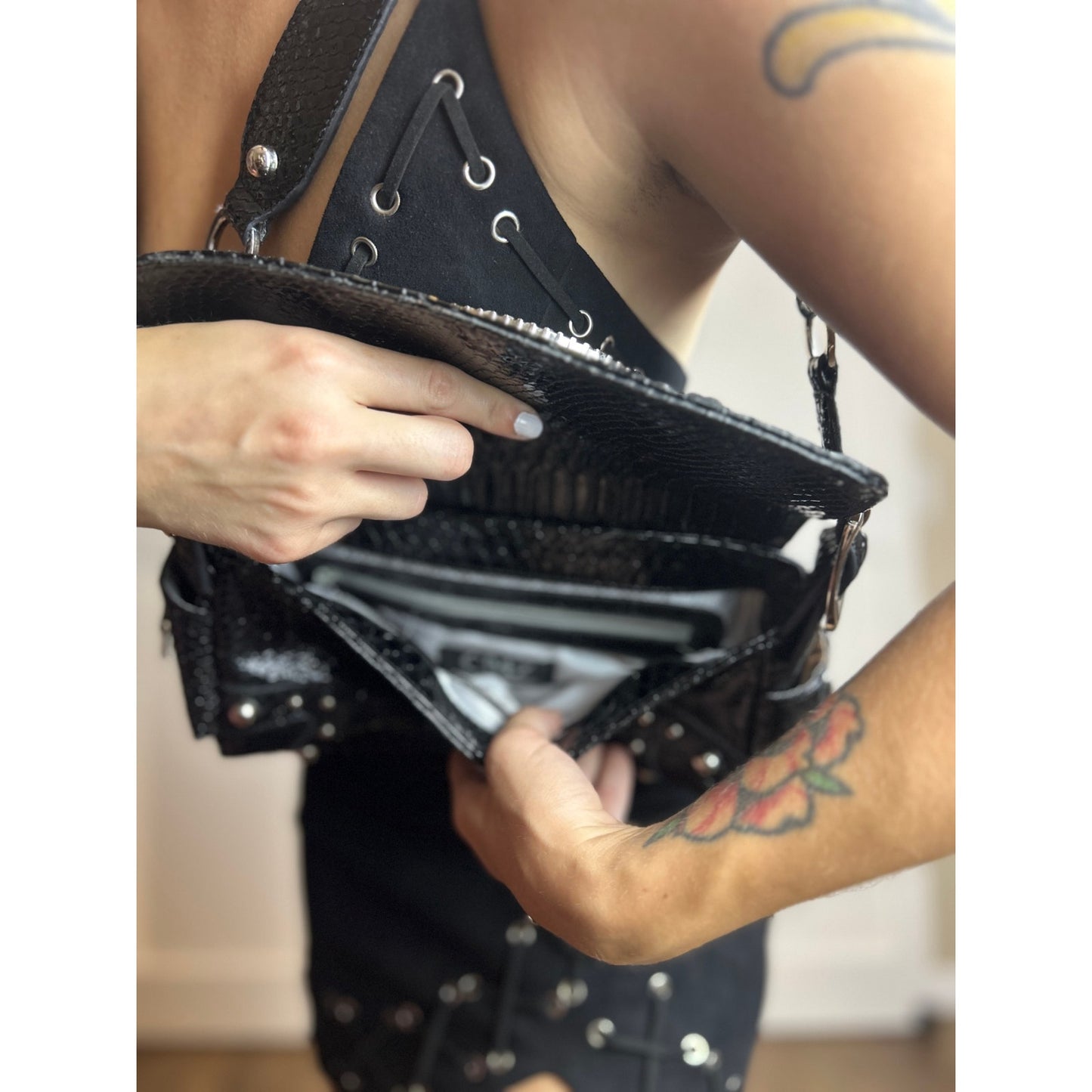 Y2K Black Croc Embossed Shoulder Bag by CMZ Vintage Faux Leather Purse