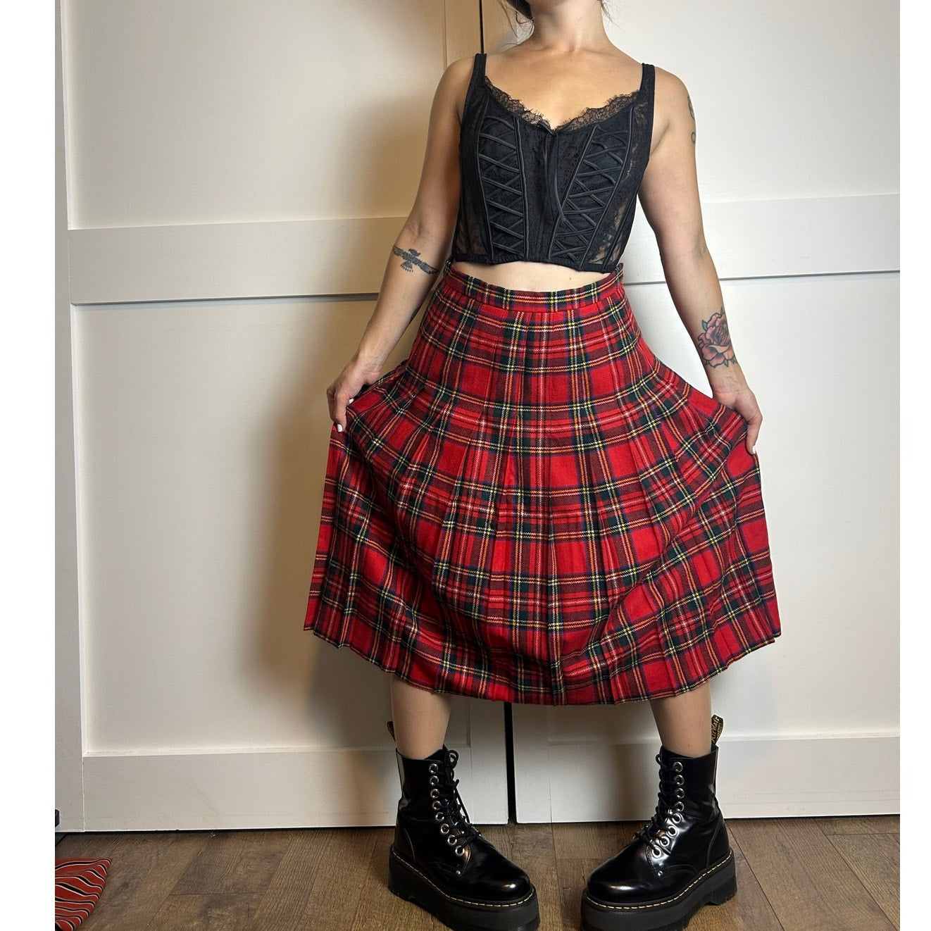 tartan skirt made in scotland pitlochry 100% pure new wool size 5
