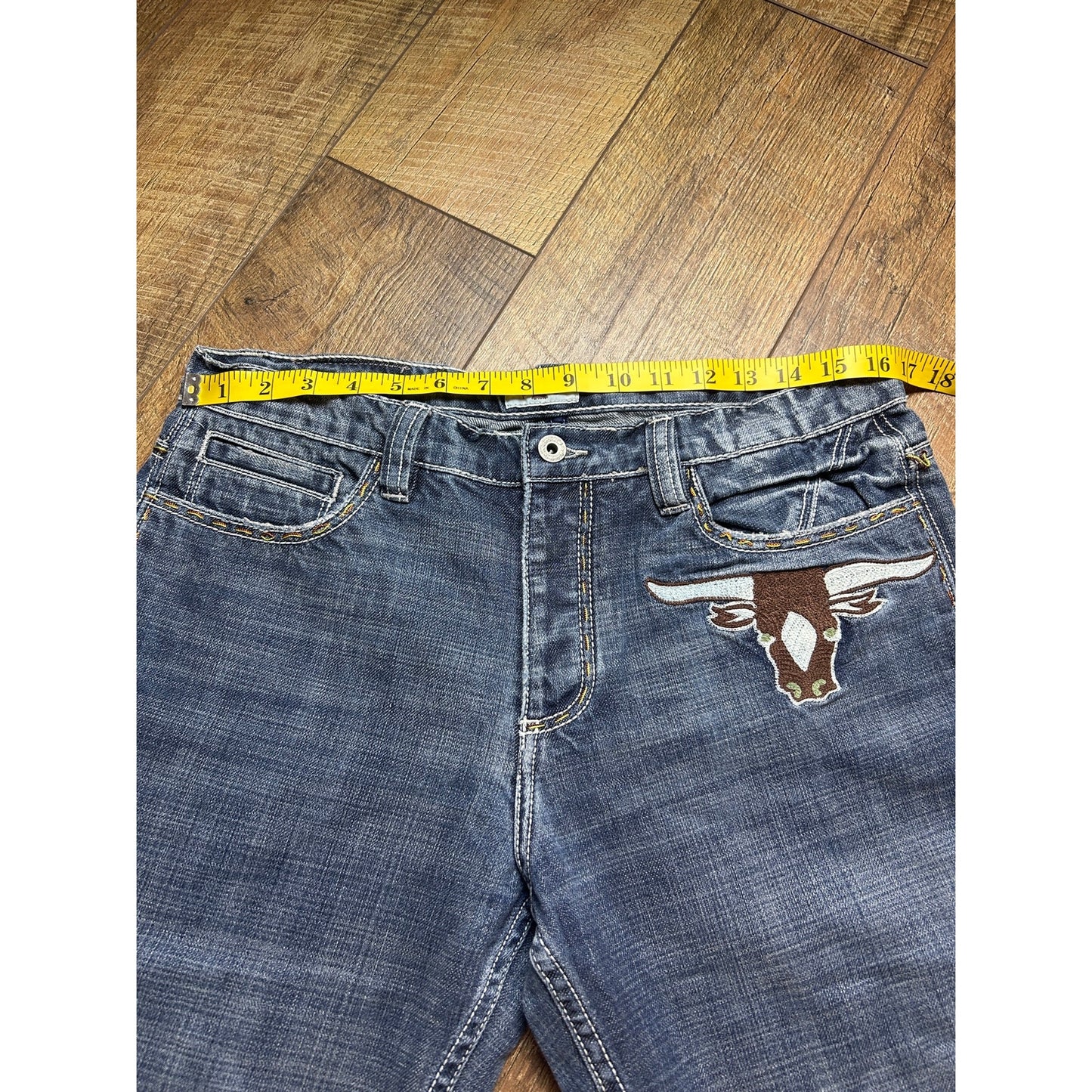 Antik Denim embroidered cow patch western bootcut jeans size 32x32 Y2K rodeo