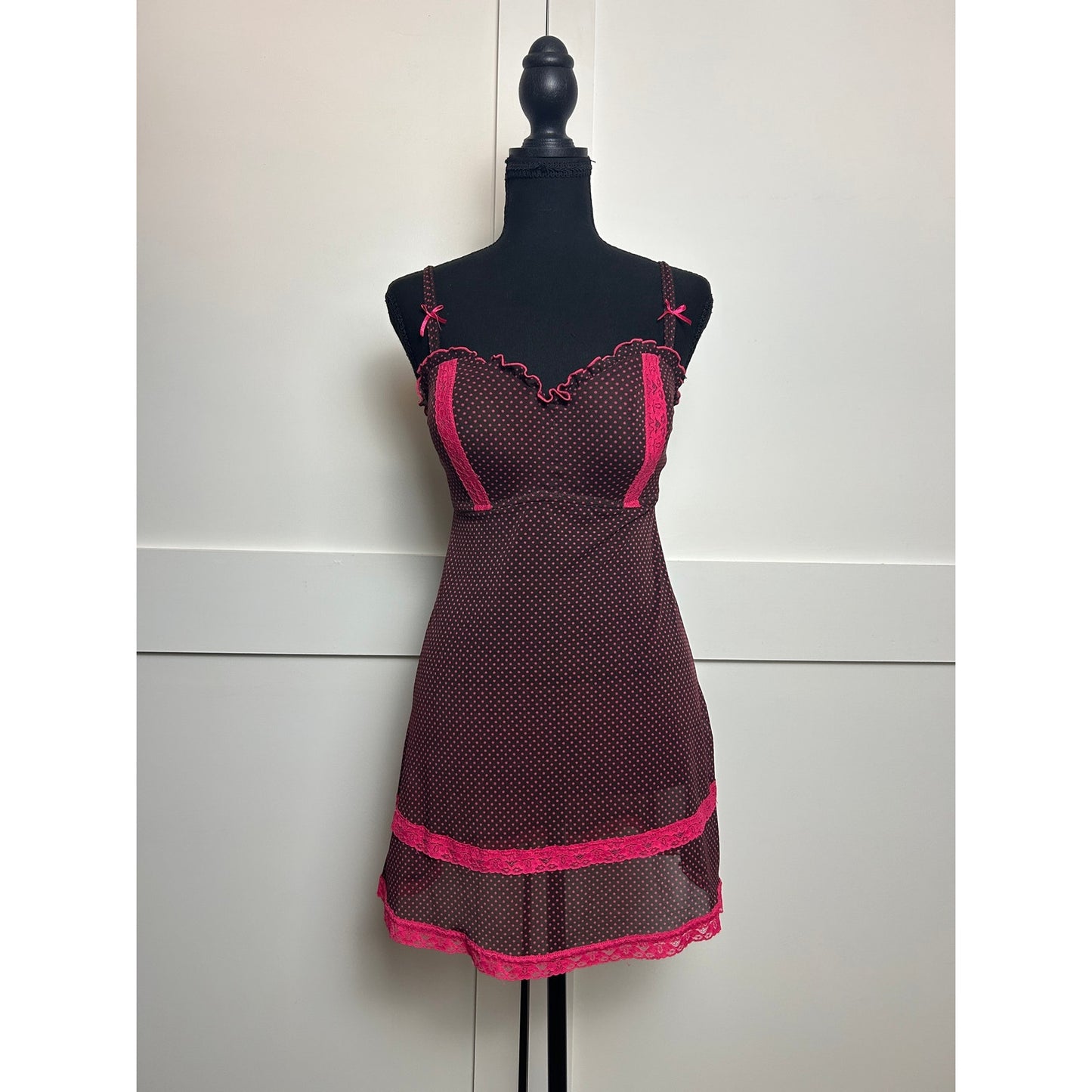 Pink Schwarzer Tupfen Mesh BH Top Größe L Indie Sleaze Dessous Y2K