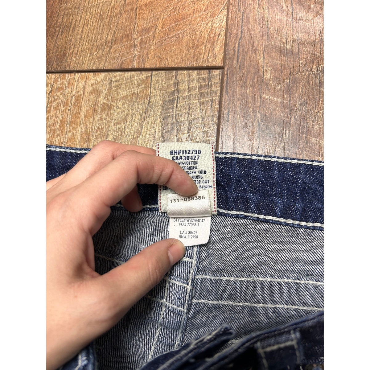 True Religion Becky Bootcut Jeans W28 L33 Rhinestone Back Pockets Low Rise