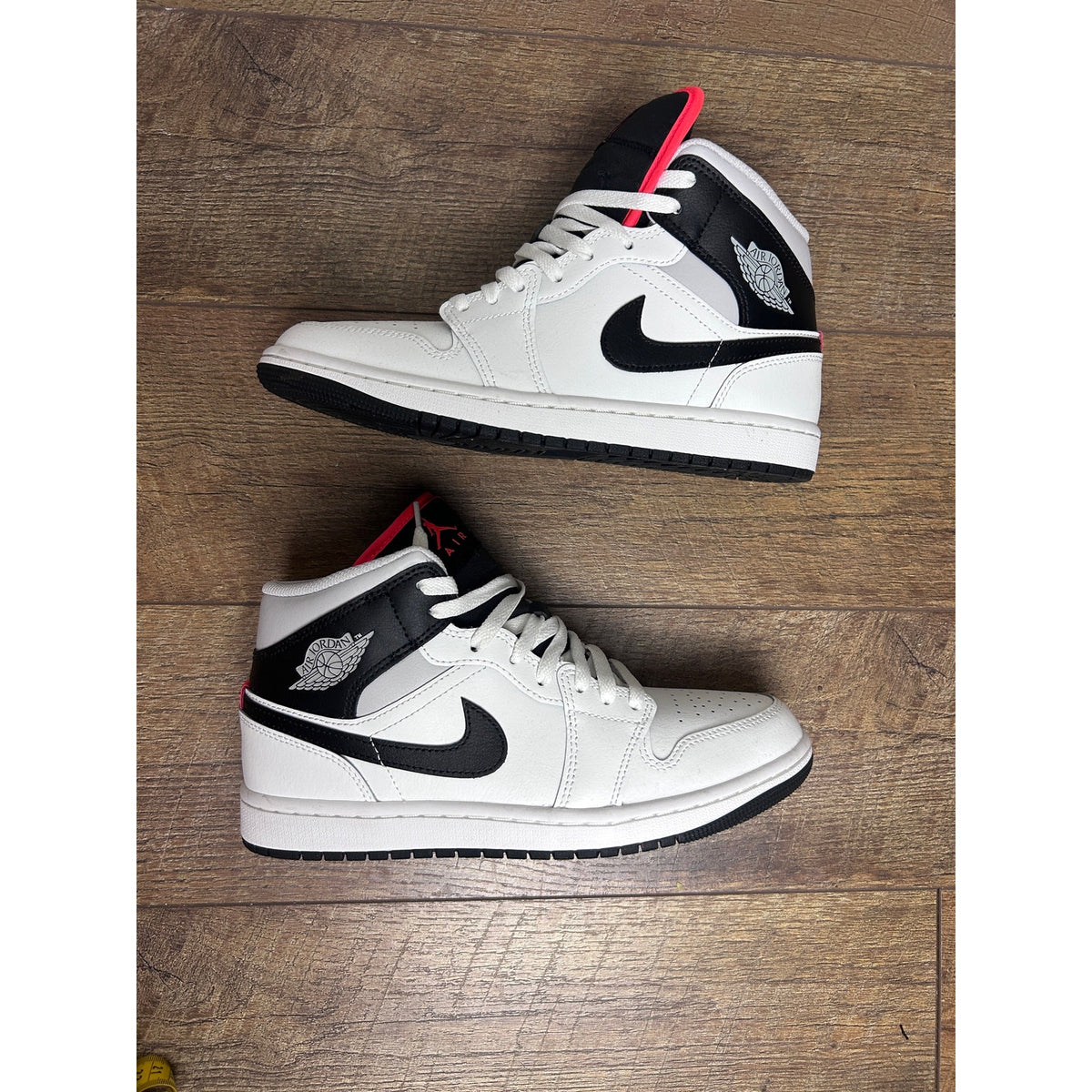Air Jordan 1 Mid DQ8426-109 Summit White Black Grey Infrared Size 8
