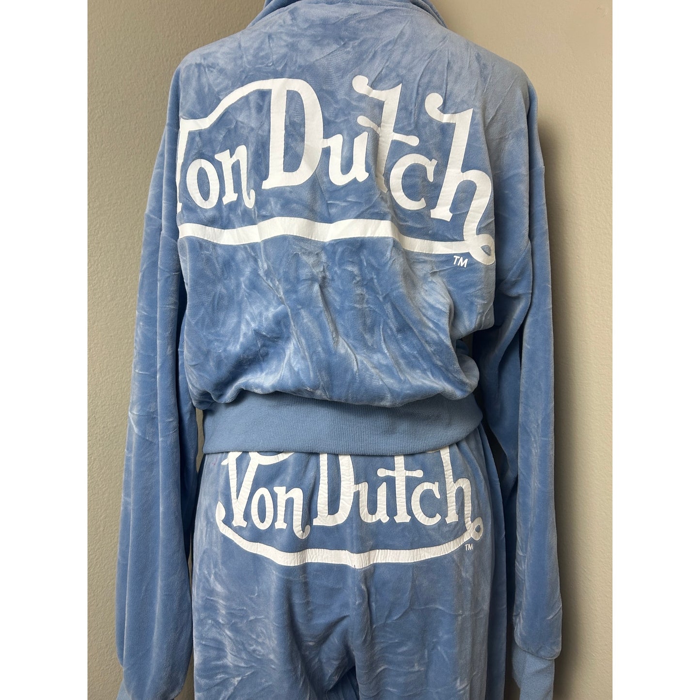 Ensemble de survêtement Y2K Von Dutch en velours bleu clair – Style Juicy Couture court XL