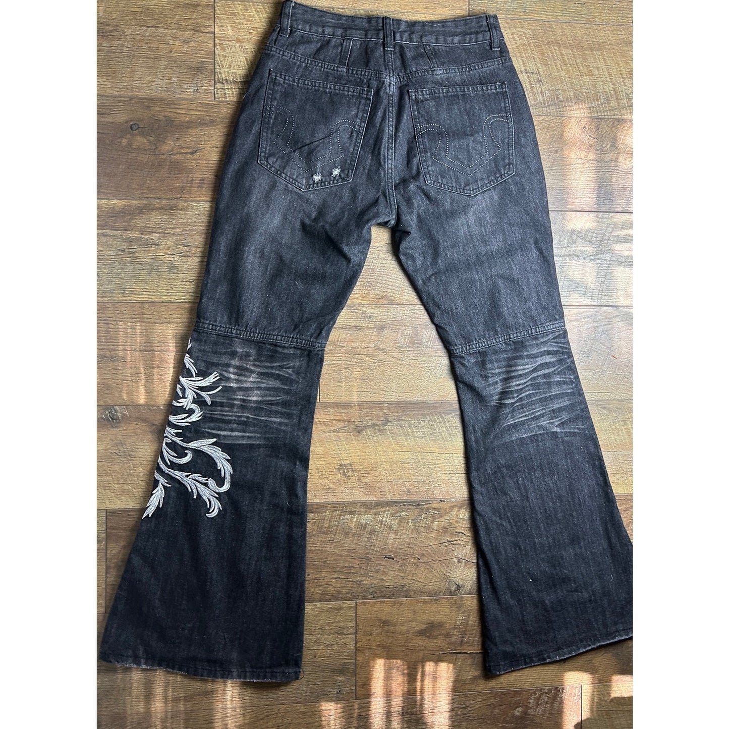 Y2K Embroidered Western Jeans Biker Babe Western Alt Mid Rise Size S 30 Inseam