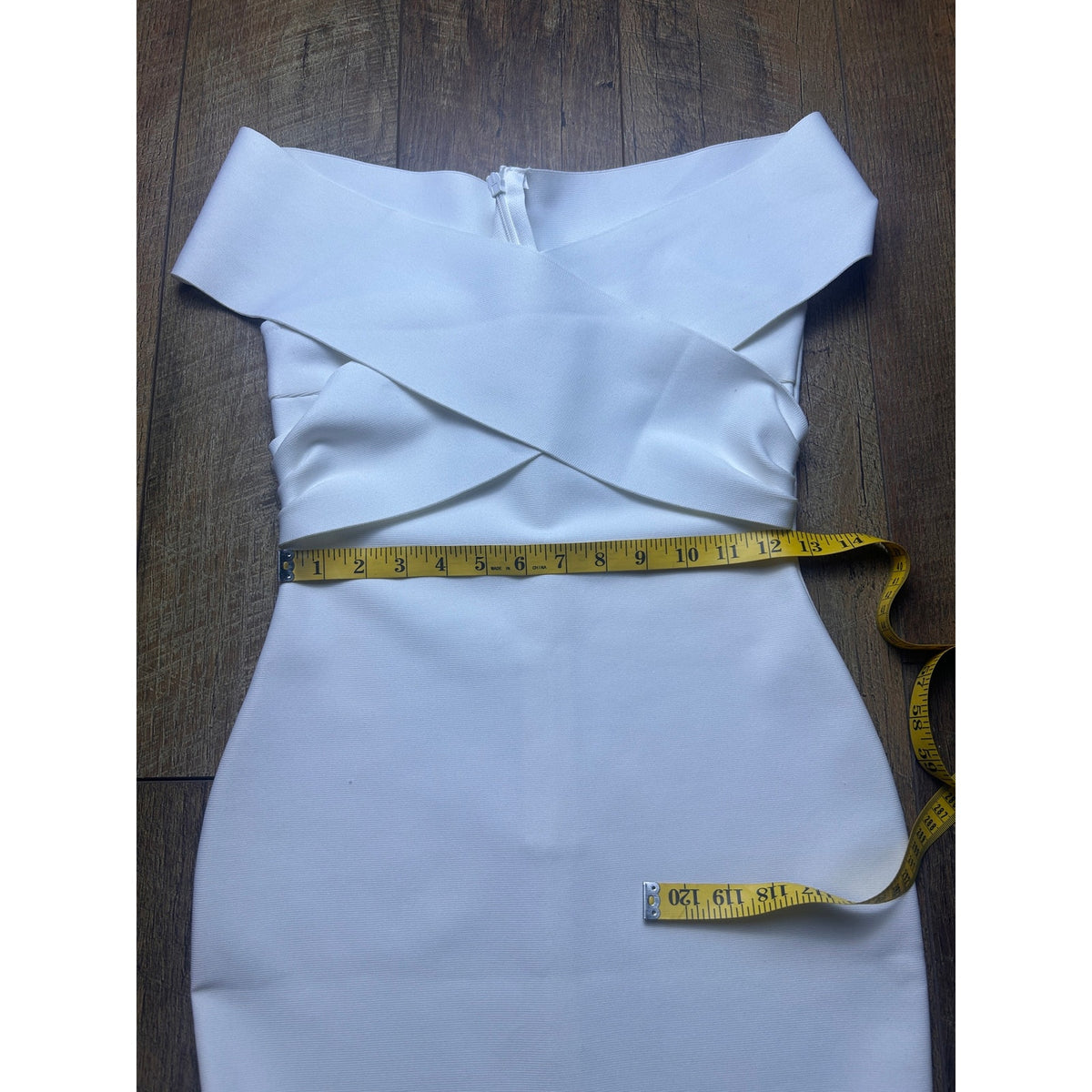house of cb bodycon bandage off shoulder mermaid fit and flare dress white size medium