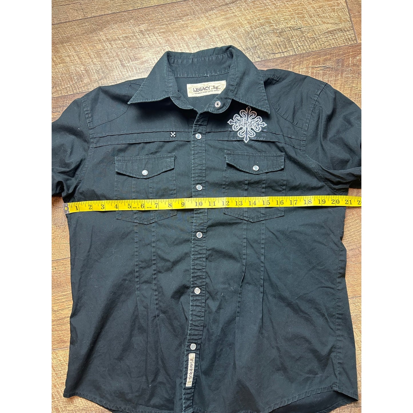 Y2K Legacy Short Sleeve Button Down – Skater / Hip-Hop Streetwear