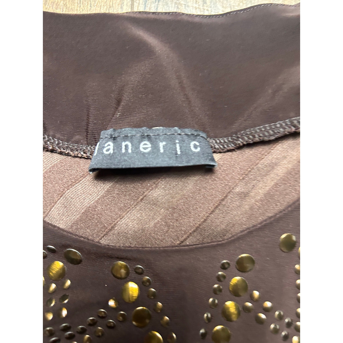 Janeric Studded Ruffle Going Out Top — size m