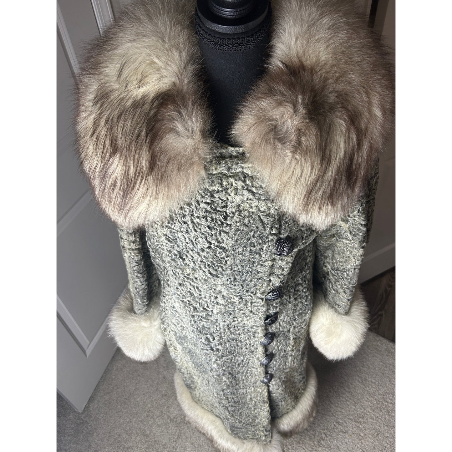 Manteau afghan en peau de mouton Penny Lane en agneau persan argenté taille M mode d'archives