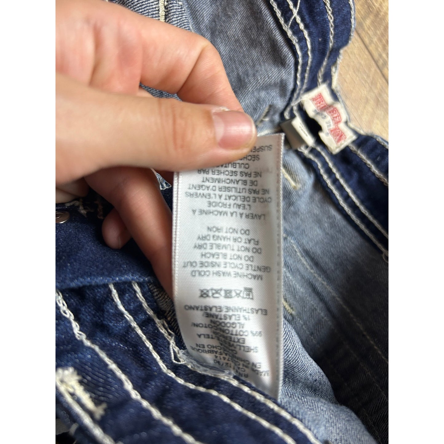 True Religion Cargo Midi Skirt Size 27 Y2K Indie Sleaze Utility Logo 30x26