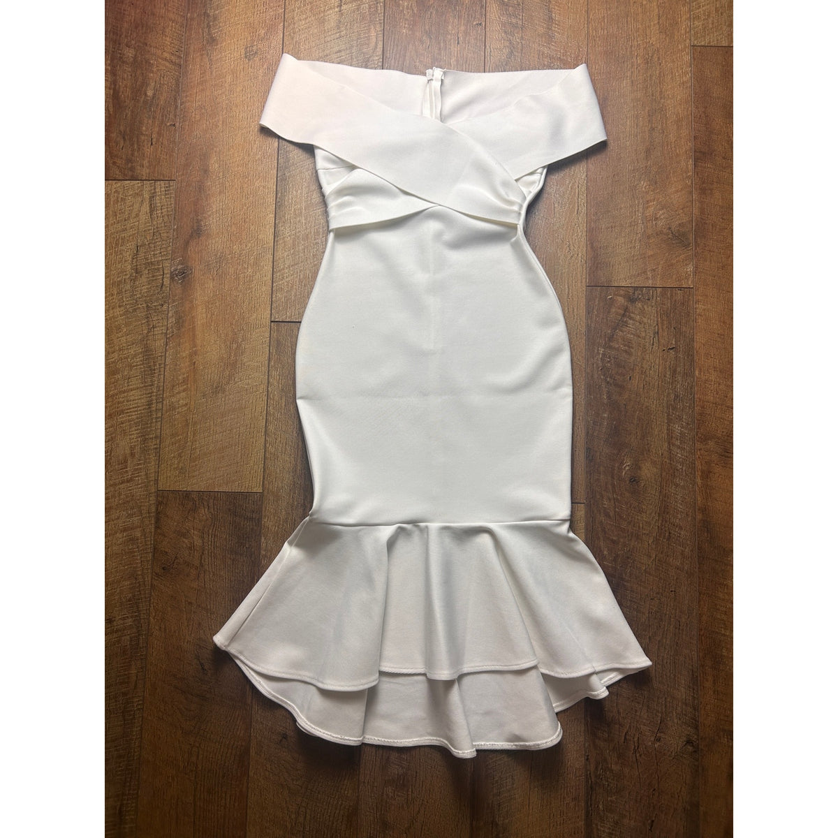 house of cb bodycon bandage off shoulder mermaid fit and flare dress white size medium