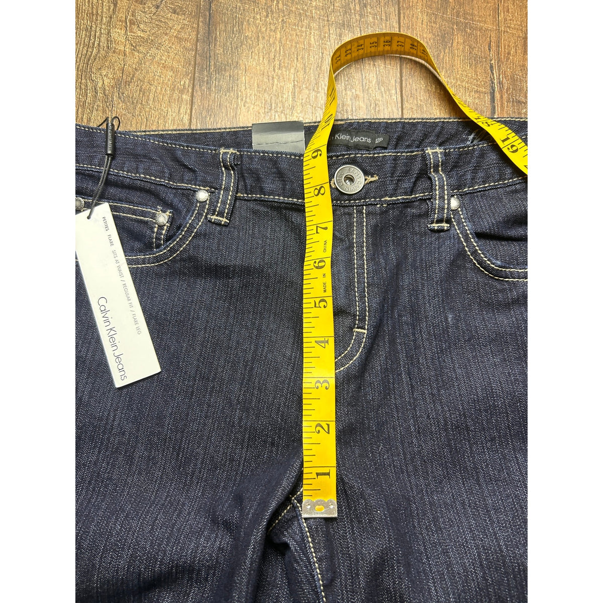 nwt calvin klein flare jeans dark wash 12p