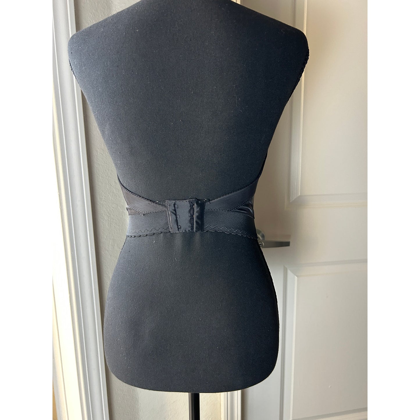 victorias secret gold crown label lace corset size 34c