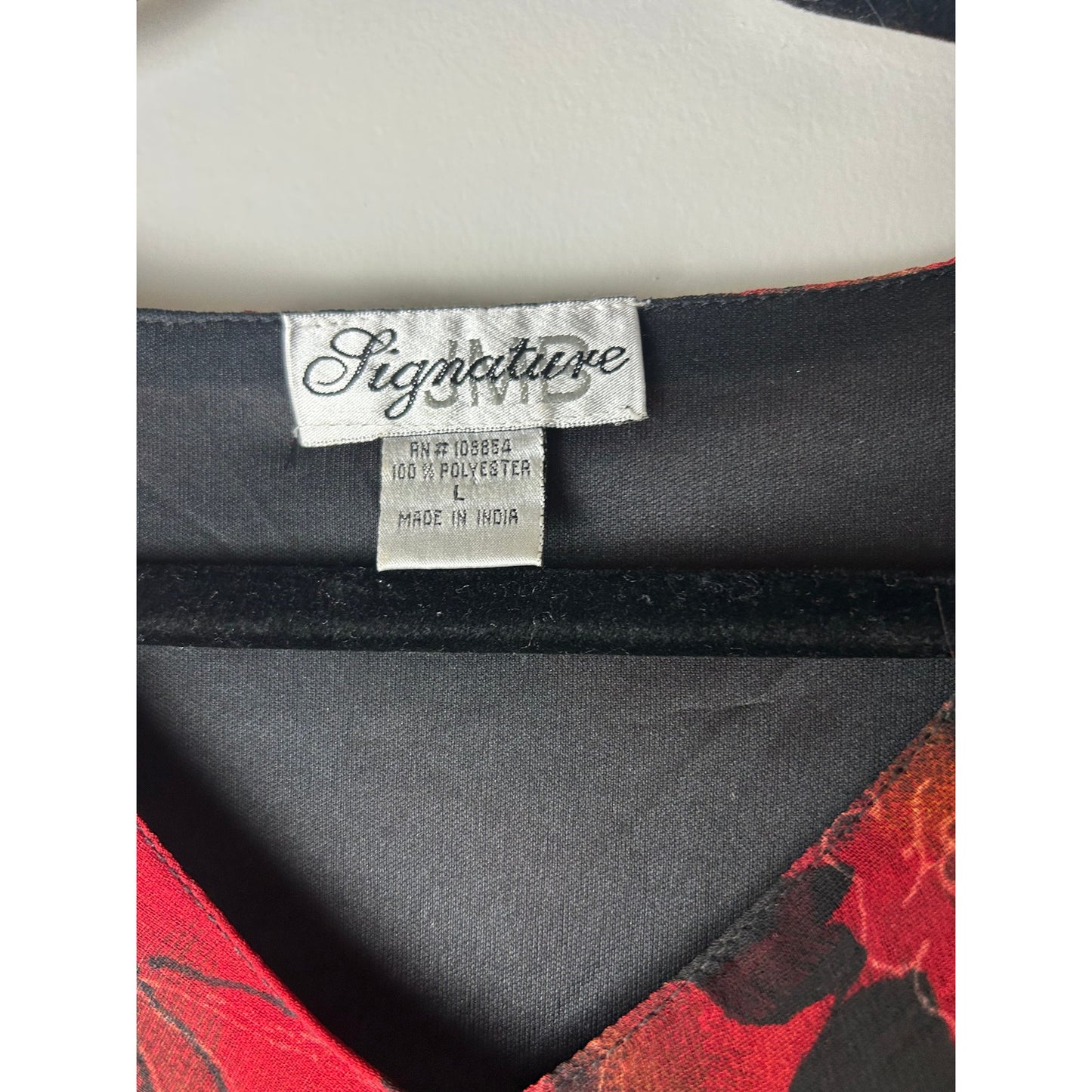 Robe en mousseline de soie à fleurs ornée de perles JMB