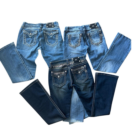 Lot de 3 jeans Miss Me Y2K en denim brodé, taille 28/29